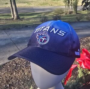 Vintage PUMA, NFL Pro Line, Tennesee Titans Strapback Hat, Blue Color Fade